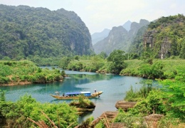 Sông Chày-Hang Tối